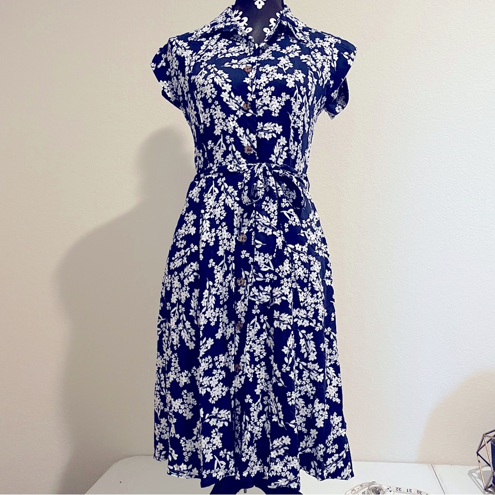 Calvin Klein Women Blue/White Floral Short Sleeve Button-Front Dress Sz 6